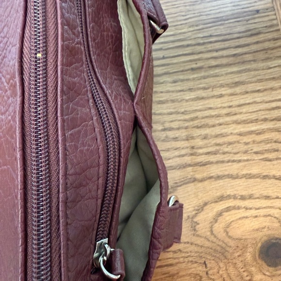 Rosetti Burgundy/Brown Faux Leather Purse/Shoulder Bag Preowned - Picture 5 of 11